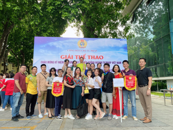 Công đoàn - Đoàn Thanh niên Cục Đăng ký quốc gia giao dịch bảo đảm tham gia Giải thể thao năm 2022