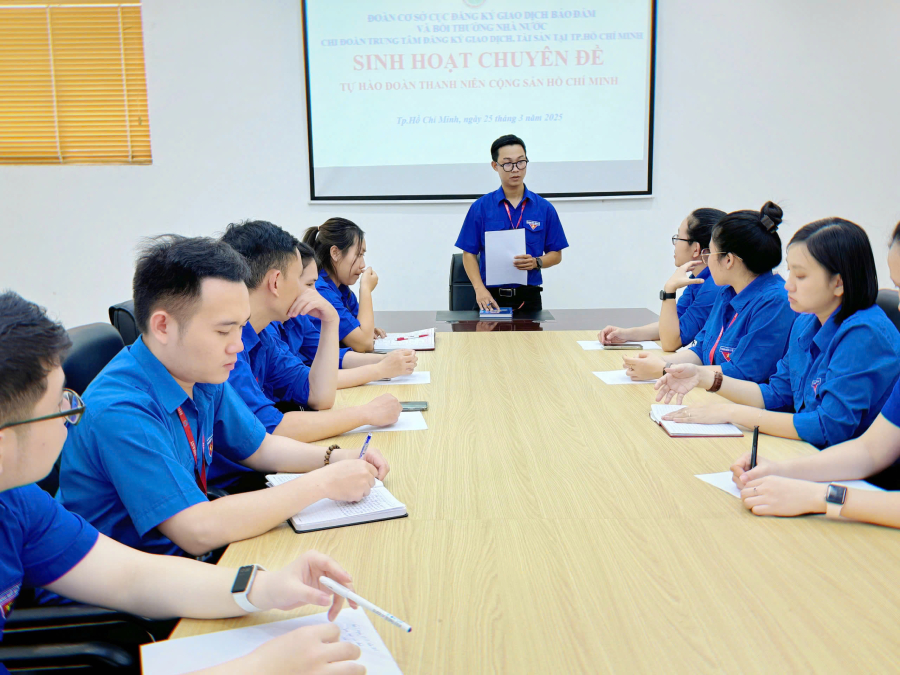 Tuổi trẻ Cục Đăng ký giao dịch bảo đảm và Bồi thường nhà nước sinh hoạt Chuyên đề: Tự hào Đoàn Thanh niên Cộng sản Hồ Chí Minh