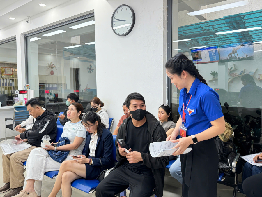 Tuổi trẻ Cục Đăng ký giao dịch bảo đảm và Bồi thường nhà nước hỗ trợ người dân, doanh nghiệp làm dịch vụ công trực tuyến
